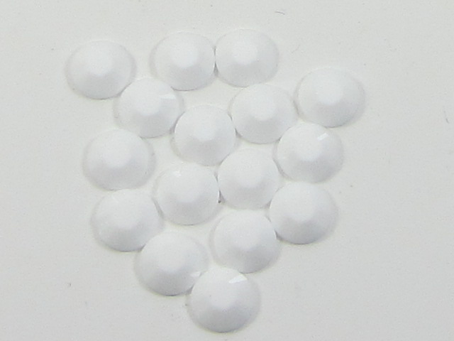 18 pcs. 30ss CHALKWHITE FLATBACK European Rhinestones