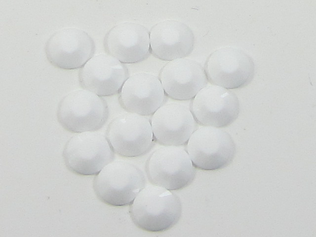 18 pcs. 30ss CHALKWHITE FLATBACK European Rhinestones